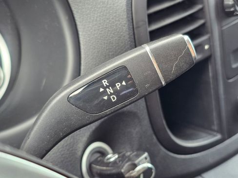 Used 2019 Mercedes-Benz Metris Passenger image 35