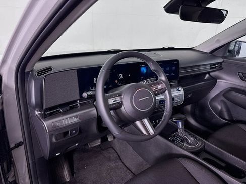 Used 2024 Hyundai Kona SEL AWD/4WD image 9