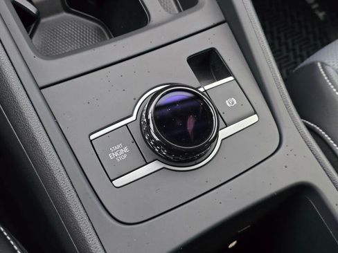 New 2026 Volkswagen Tiguan SE image 26