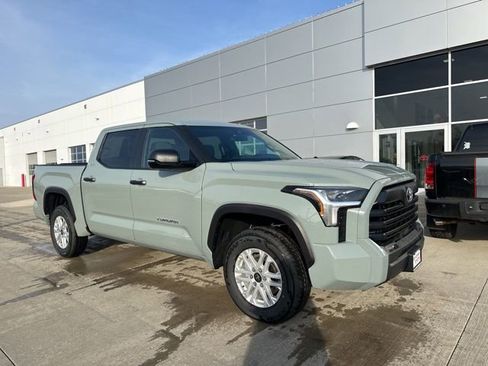 New 2026 Toyota Tundra SR5 image 3