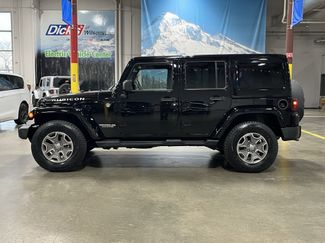 Used 2015 Jeep Wrangler Unlimited Rubicon w/ Connectivity Group video 2