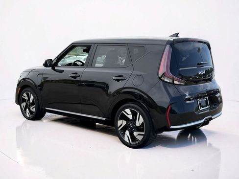Used 2023 Kia Soul GT-Line FWD image 3