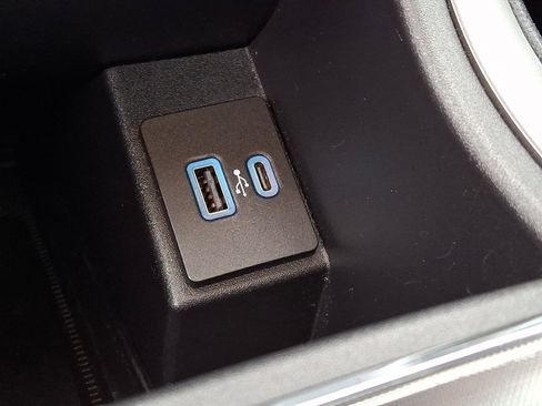 Certified 2022 Ford Edge SEL w/ Convenience Package image 26