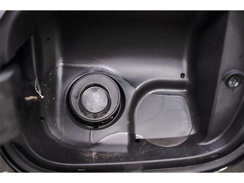 Used 2023 Cadillac Escalade ESV Sport image 49