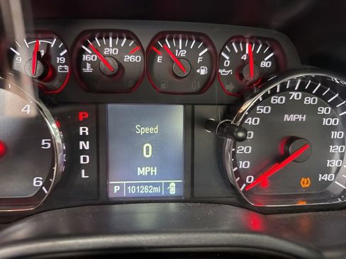 Used 2018 Chevrolet Silverado 1500 Custom RWD image 22