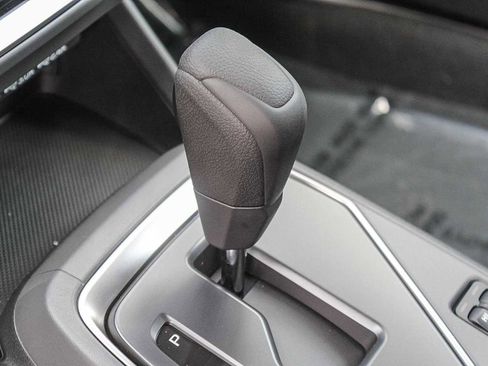 New 2025 Subaru Crosstrek 2.5i Premium image 19