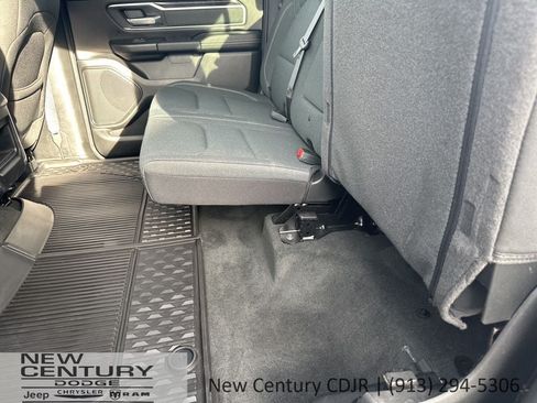 Used 2023 RAM 1500 Big Horn AWD/4WD image 16