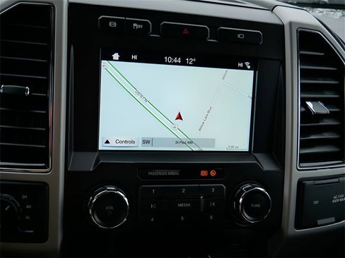 Used 2019 Ford F350 Lariat w/ Chrome Package image 21