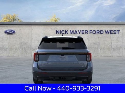 New 2026 Ford Explorer ST-Line w/ ST-Line Street Pack image 6