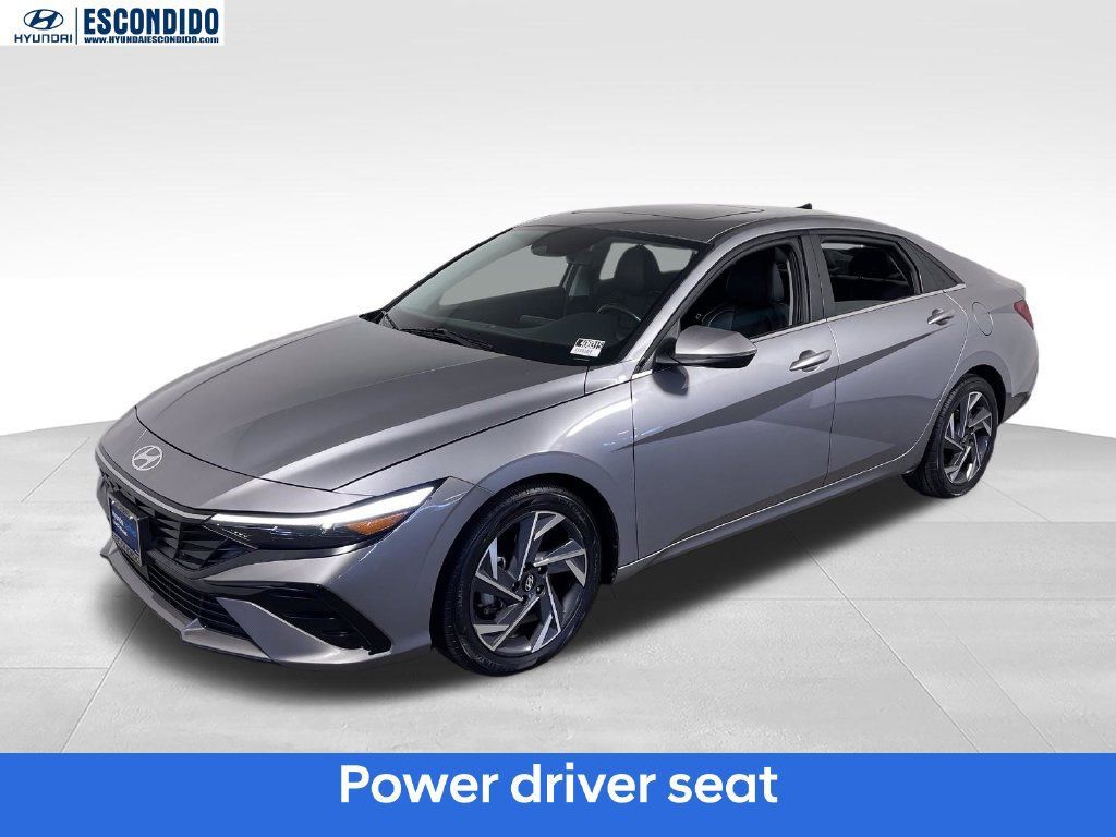 Certified 2025 Hyundai Elantra Limited FWD image 8