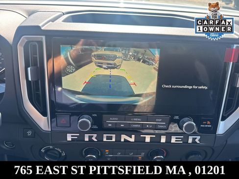 Used 2025 Nissan Frontier SV image 15