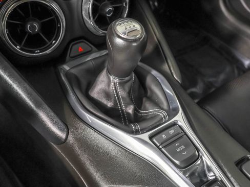 Used 2017 Chevrolet Camaro LT image 31