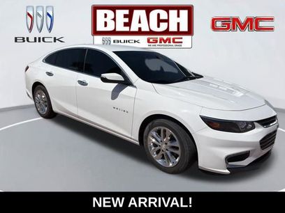 Used 2018 Chevrolet Malibu LT w/ Leather Package