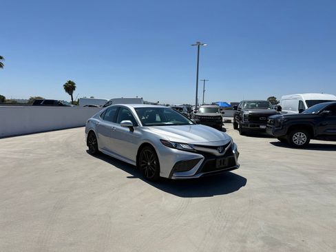 Used 2024 Toyota Camry XSE w/ Cold Weather Package FWD image 4