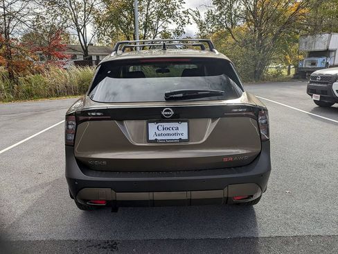 New 2026 Nissan Kicks SR w/ SR Premium Package AWD/4WD image 5