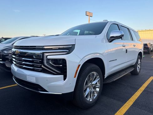 New 2026 Chevrolet Suburban Premier w/ Sun And Tow Package AWD/4WD image 1