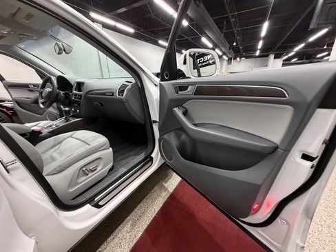 Used 2016 Audi Q5 2.0T Premium Plus AWD/4WD image 30