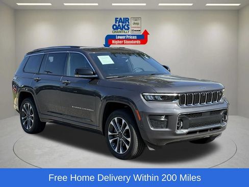 Used 2022 Jeep Grand Cherokee L Overland w/ Advanced Protech Group III RWD image 1