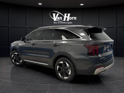 Used 2025 Kia Sorento EX AWD/4WD image 3