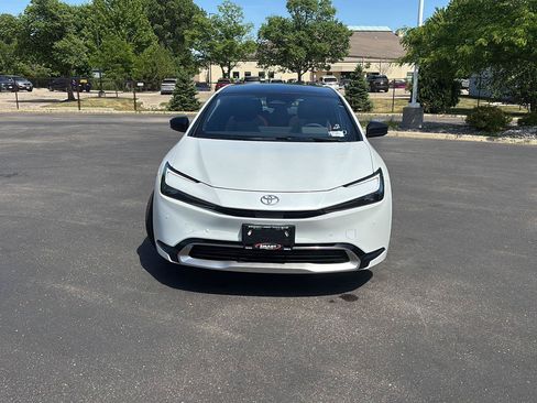 New 2026 Toyota Prius Plug-In Hybrid FWD image 26