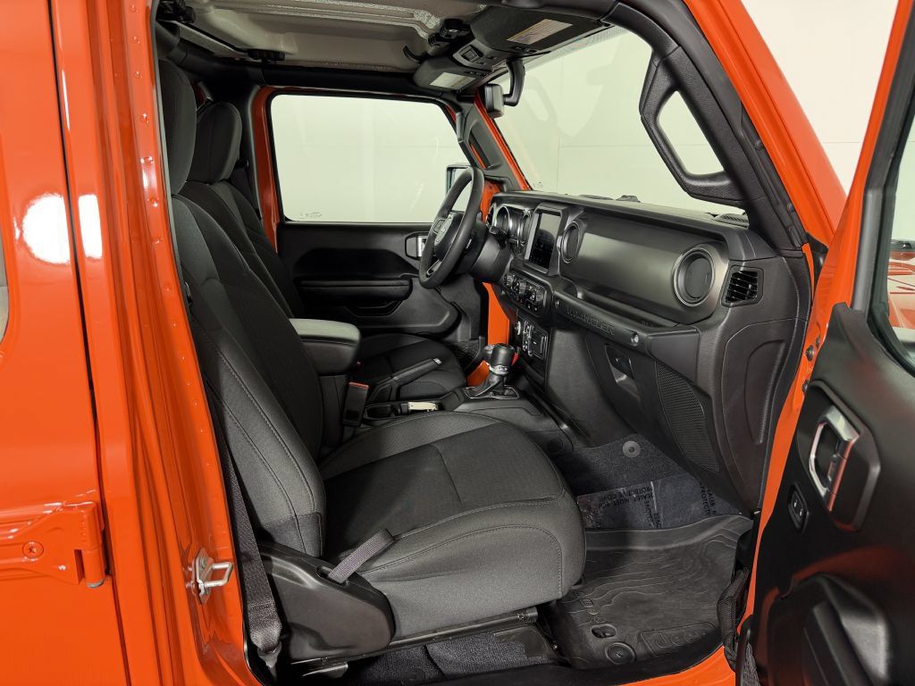 Used 2023 Jeep Wrangler Unlimited w/ 8.4" Radio Group AWD/4WD image 22
