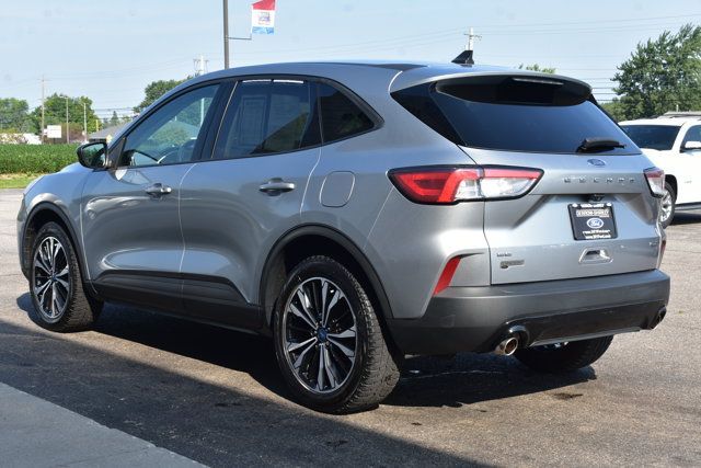 Used 2022 Ford Escape SE w/ SE Sport Appearance Package AWD/4WD image 14
