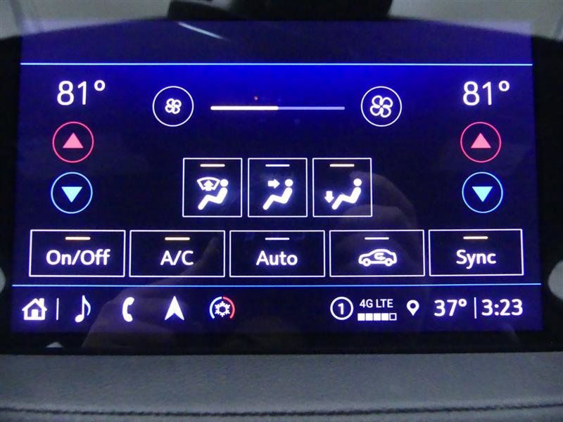 Used 2023 Cadillac XT4 Premium Luxury w/ Driver Assist Package AWD/4WD image 14