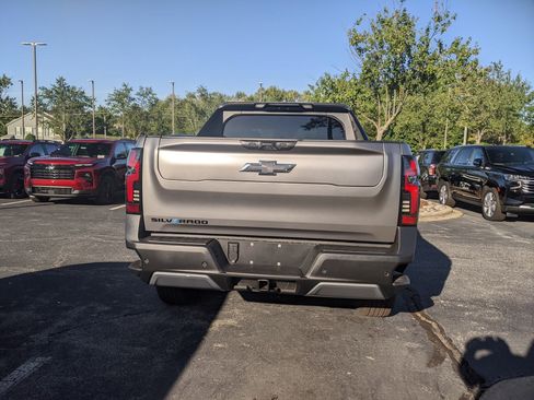 New 2026 Chevrolet Silverado EV Trail Boss w/ Premium Package image 7