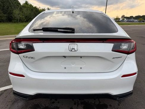 Used 2023 Honda Civic Sport image 7