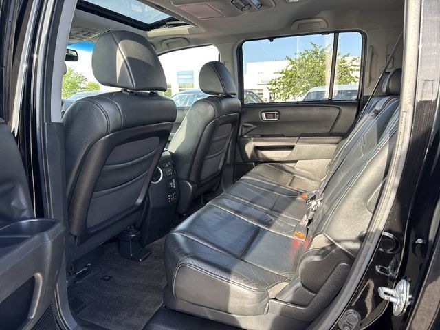Used 2011 Honda Pilot Touring image 21