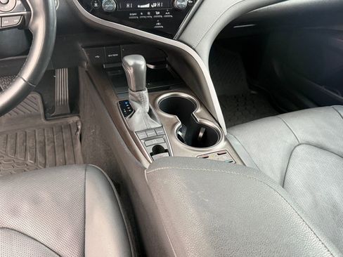 Used 2024 Toyota Camry XSE image 16