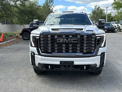 Certified 2024 GMC Sierra 3500 Denali Ultimate AWD/4WD image 9