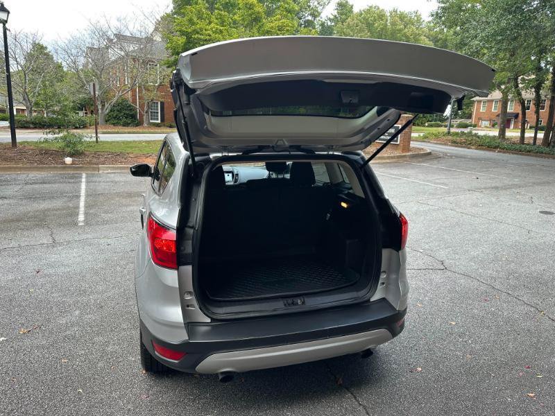 Used 2019 Ford Escape SE FWD image 13