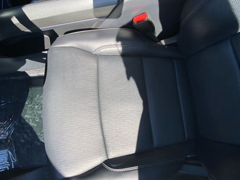 Used 2024 Ford F150 Lariat w/ Equipment Group 502A High AWD/4WD image 26