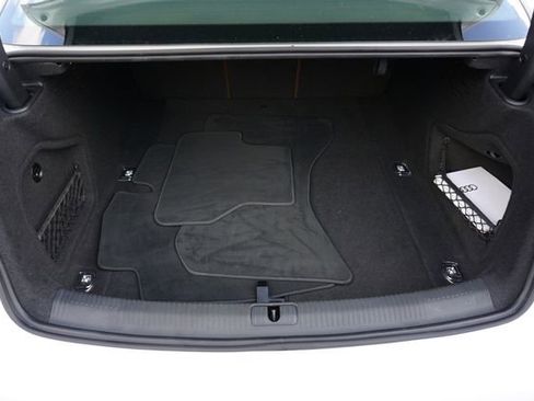 Used 2019 Audi A4 2.0T Premium image 25