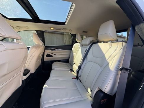 Used 2022 INFINITI QX60 Luxe image 30