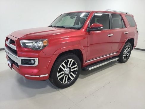 Used 2019 Toyota 4Runner Limited AWD/4WD image 3