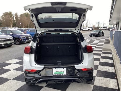 Used 2024 Buick Encore GX Sport Touring w/ Comfort Package image 8