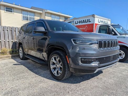 Used 2022 Jeep Wagoneer Series II image 1