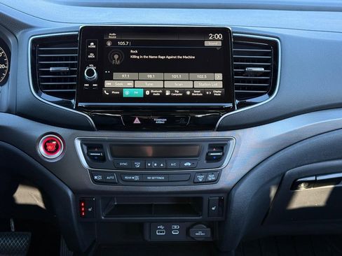 Certified 2025 Honda Ridgeline RTL image 13