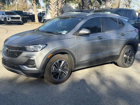 Used 2023 Buick Encore GX Select image 3