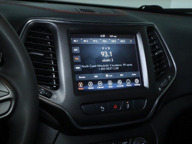 Used 2022 Jeep Cherokee Trailhawk w/ Comfort/Convenience Group AWD/4WD image 24