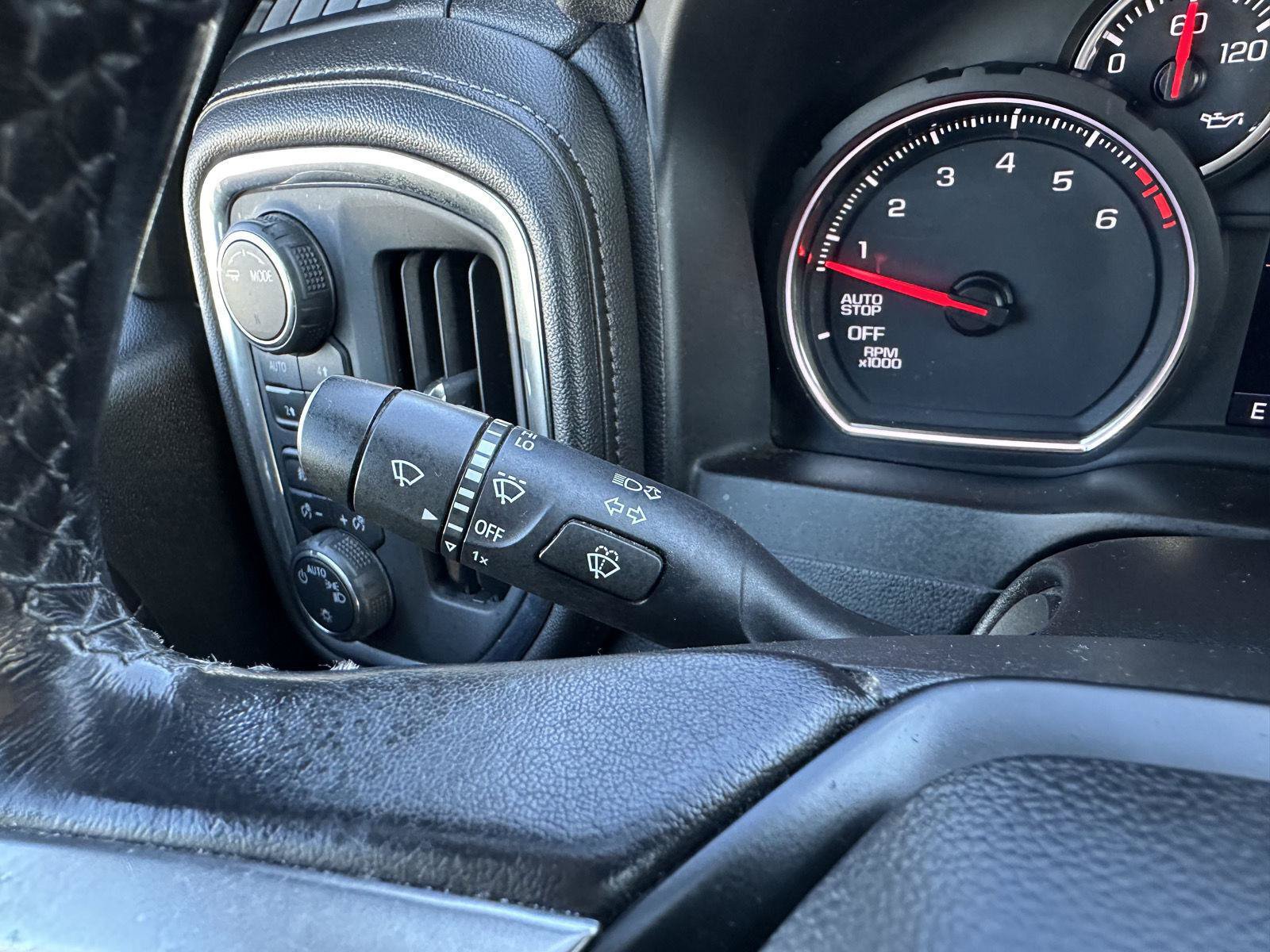 Used 2020 Chevrolet Silverado 1500 RST AWD/4WD image 29