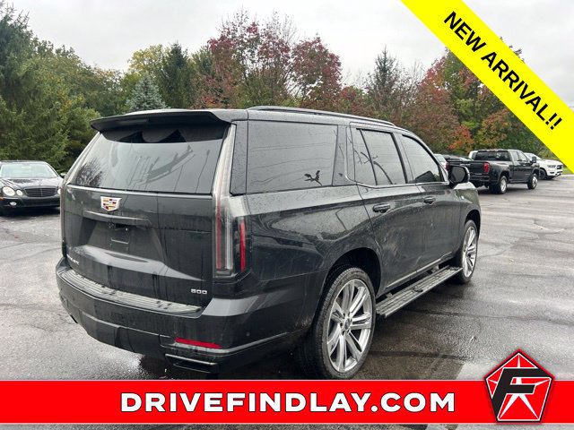 Used 2026 Cadillac Escalade Platinum Sport w/ LPO, Floor Liner Package AWD/4WD image 10