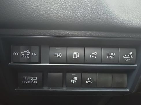 Used 2025 Toyota Tundra TRD Pro w/ Tow Tech Package AWD/4WD image 25