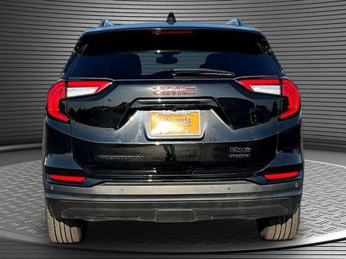 Used 2023 GMC Terrain SLE w/ Elevation Edition AWD/4WD image 5