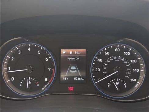Used 2019 Hyundai Kona Limited FWD image 11