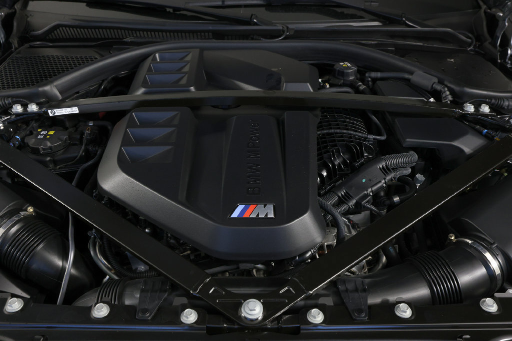 Used 2024 BMW M4 xDrive Competition w/ Parking Assistance Package AWD/4WD image 39