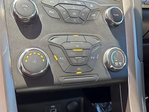 Used 2020 Ford Fusion S FWD image 19