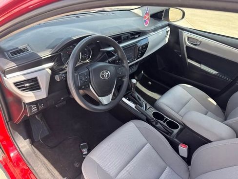 Used 2014 Toyota Corolla LE FWD image 17
